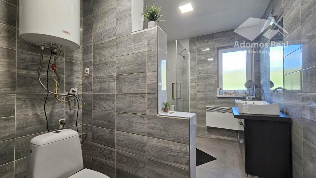 4 - IZBOVÝ RODINNÝ DOM / VEĽKÝ ŠARIŠ - KANAŠ