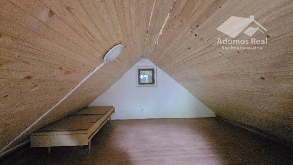 CHATA SO ZÁHRADOU-HRUŠOV