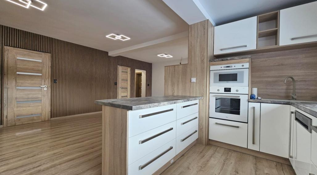 5-IZBOVÝ RODINNÝ DOM KOŠICE - OKOLIE / SEŇA