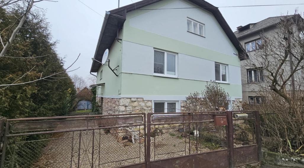 RODINNÝ DOM BETLIAR