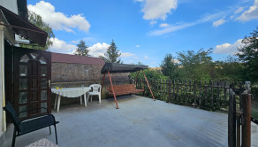 3-IZBOVÝ RODINNÝ DOM / LÉH, MAĎARSKO