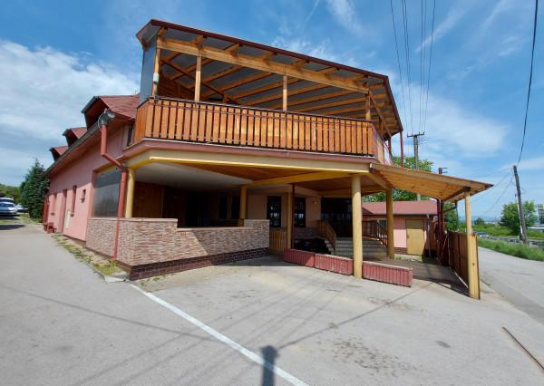 DOM NA PODNIKANIE - KOŠICE / PEREŠ