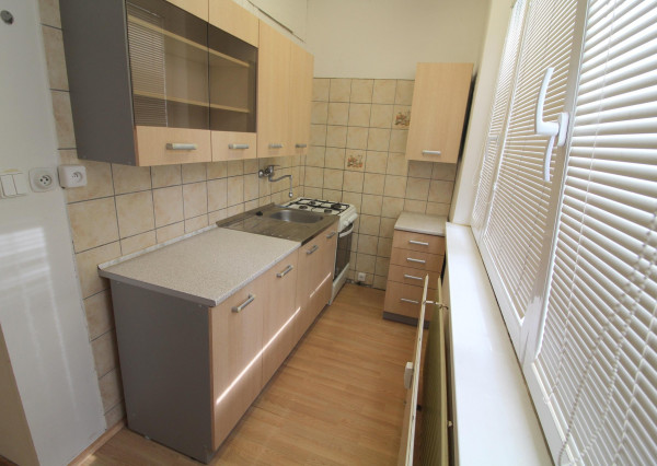 2 - IZBOVÝ BYT KOŠICE - FURČA / BENADOVA