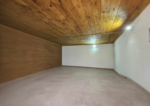 GARÁŽ - MOLDAVA NAD BODVOU