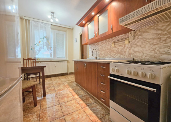 3 - IZBOVÝ BYT TREBIŠOV / KOMENSKÉHO