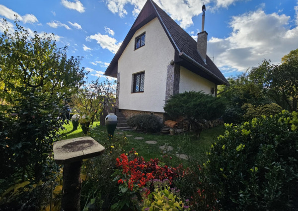 CHATA SO ZÁHRADOU KOŠICE - OKOLIE/SELEŠKA