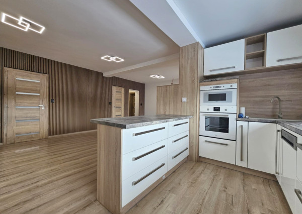 5-IZBOVÝ RODINNÝ DOM KOŠICE - OKOLIE / SEŇA