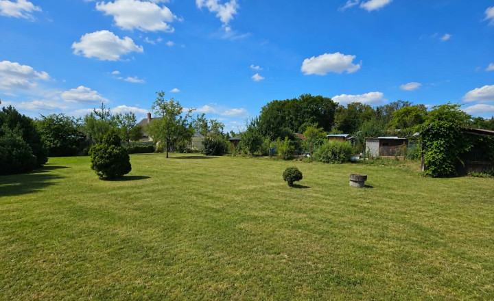 ZÁHRADA - JANÍK