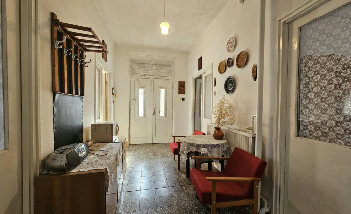 3-IZBOVÝ RODINNÝ DOM / LÉH, MAĎARSKO - fotografia 12