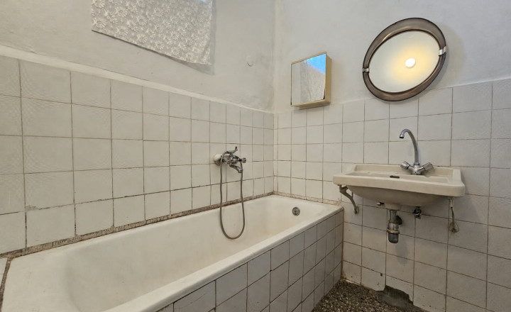 3-IZBOVÝ RODINNÝ DOM / LÉH, MAĎARSKO - fotografia 10