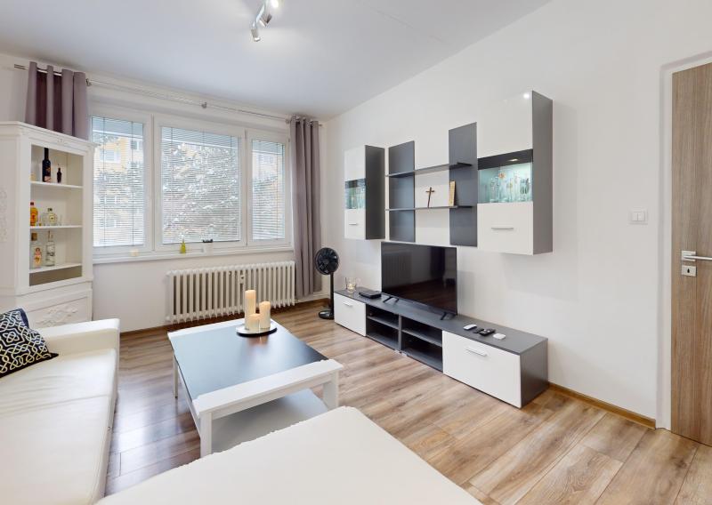 2 - IZBOVÝ BYT KOŠICE - TERASA / REZERVOVANÝ